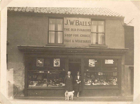 Photo:View of James Balls Greengrocers shop, 98-99 Blackfriars Road Great Yarmouth
