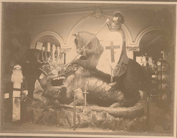 Photo:Christmas Display 1906 - George and the Dragon
