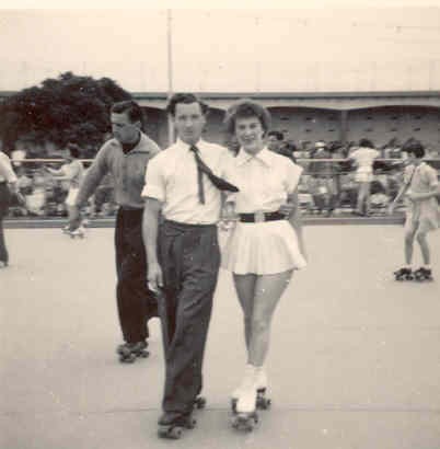 Photo:Peter & Wendy Parker Skating together at Wellington Pier, c. 1950