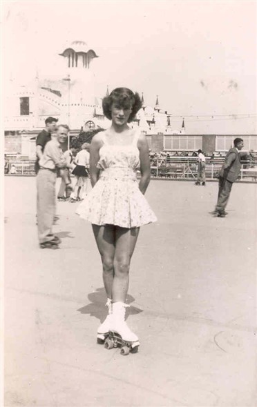 Photo:Wendy Parker Skating at Wellington Pier, c. 1950