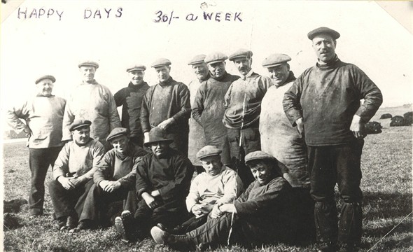 Photo:A typical fishing boat's crew - probably between the wars