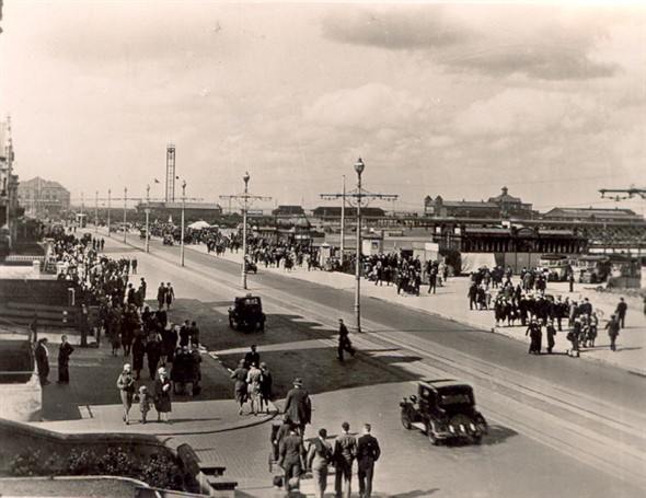 Photo:Marine Parade - 1930s