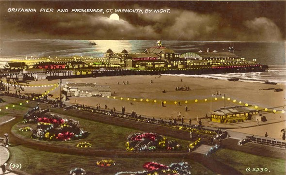 Photo:Another colourised postcard of Britannia Pier by 'night'