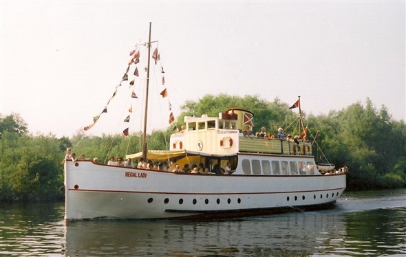 Photo:regal lady /oulton belle on the river yare