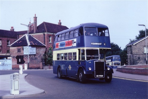 Photo:No 49 (EX 7549) passing along Alexandra Road by St George's church